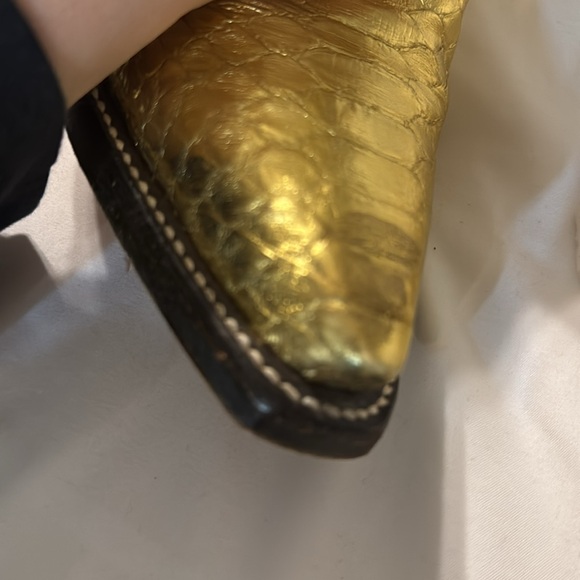 Molly Metallic Gold Python - Picture 15 of 15